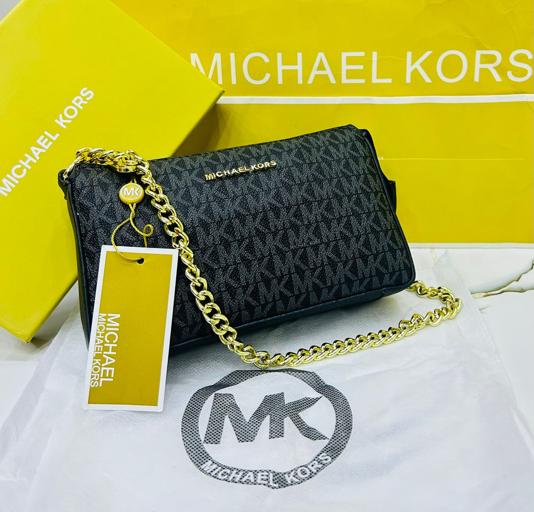 Michael kors jet set large crossbody/pouch P