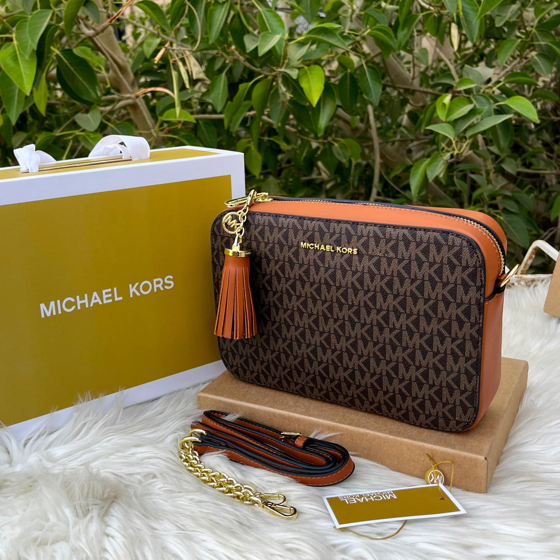 Michael kors jet set large cross body